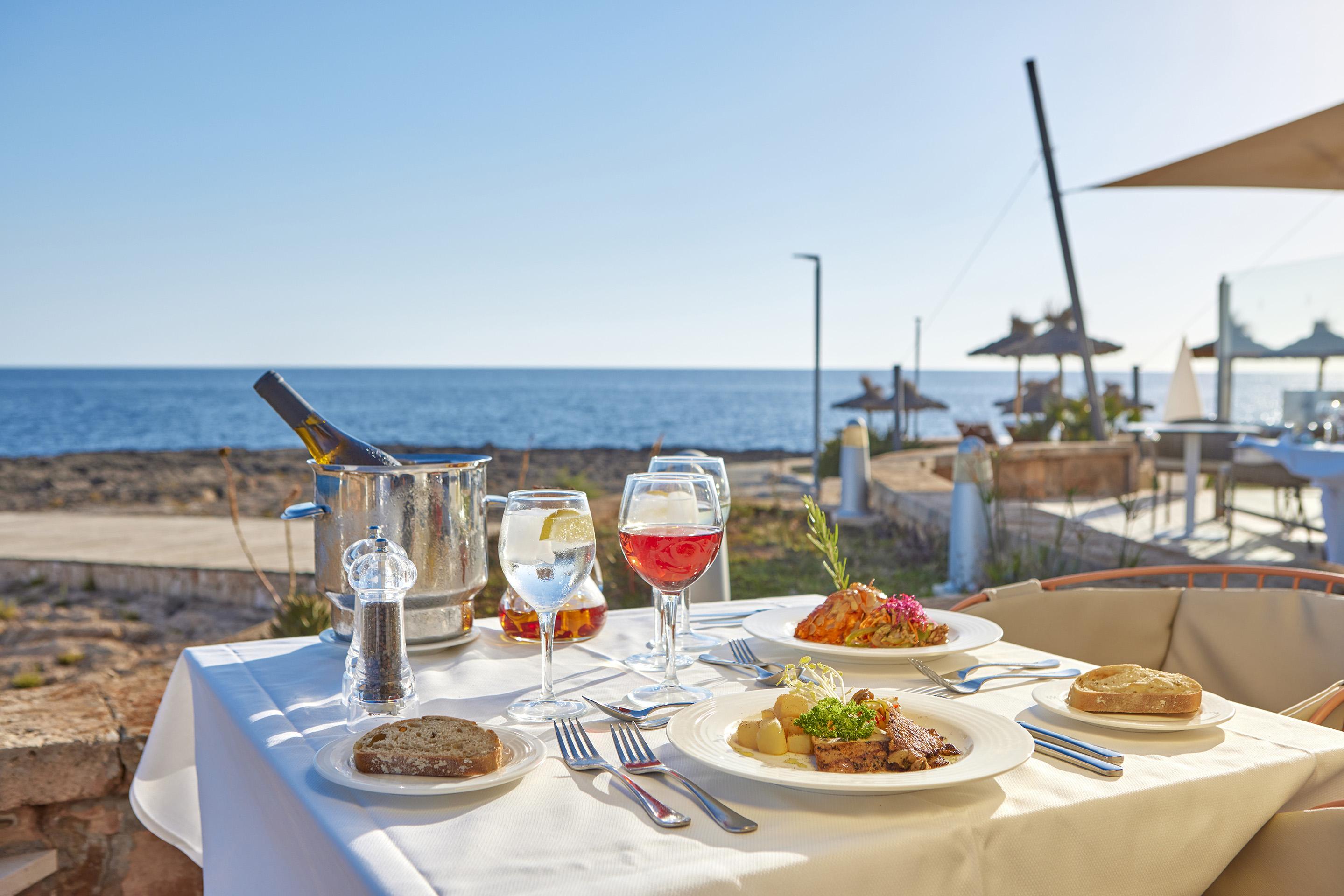Universal Hotel Cabo Blanco - Adults Only Colonia de Sant Jordi Luaran gambar