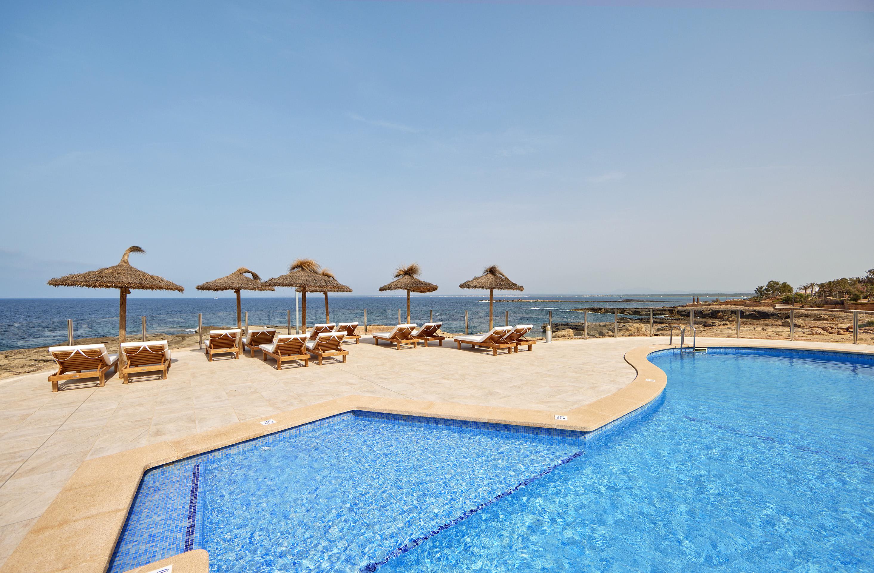 Universal Hotel Cabo Blanco - Adults Only Colonia de Sant Jordi Luaran gambar