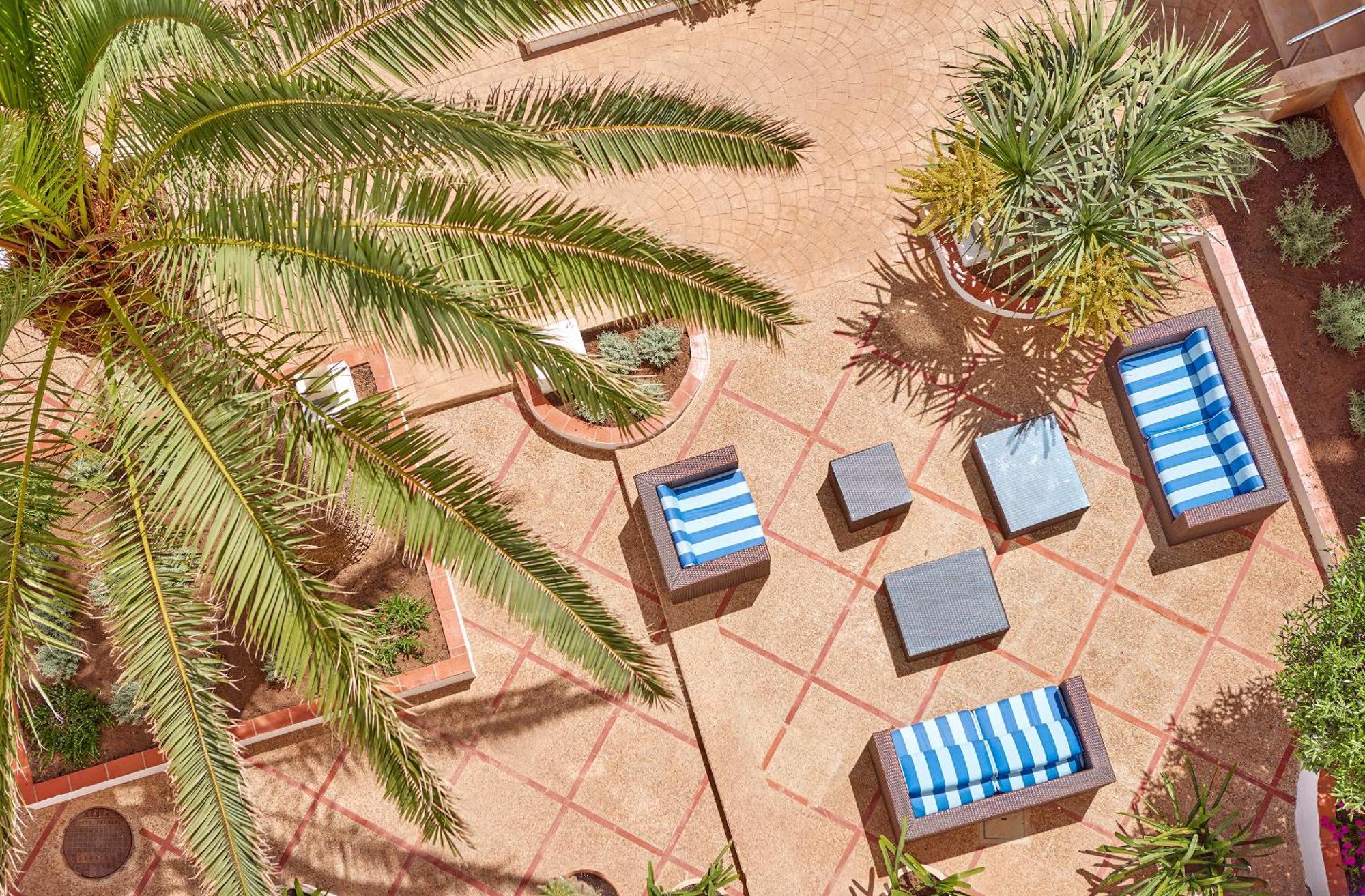 Universal Hotel Cabo Blanco - Adults Only Colonia de Sant Jordi Luaran gambar