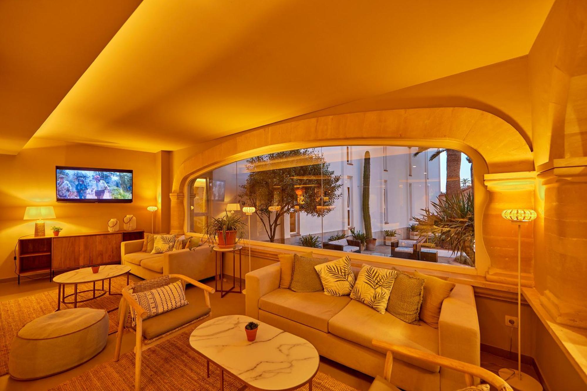 Universal Hotel Cabo Blanco - Adults Only Colonia de Sant Jordi Luaran gambar