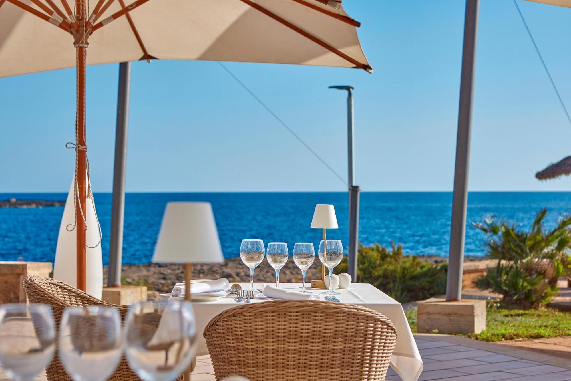 Universal Hotel Cabo Blanco - Adults Only Colonia de Sant Jordi Luaran gambar